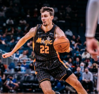 但两者在策 但两者在策