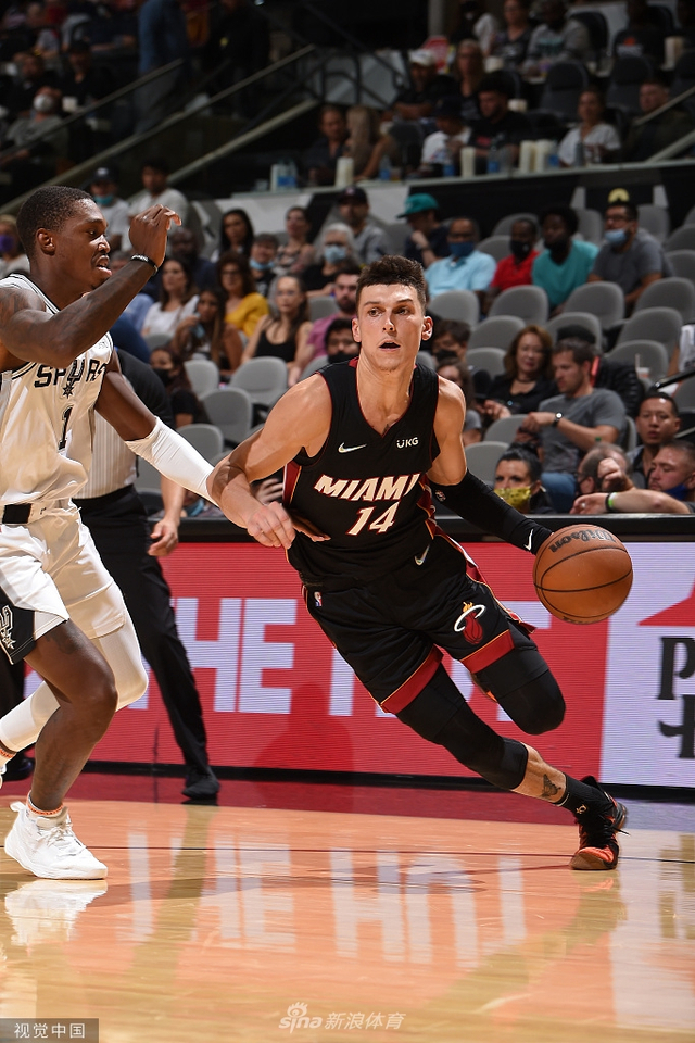 分也占据明 分也占据明