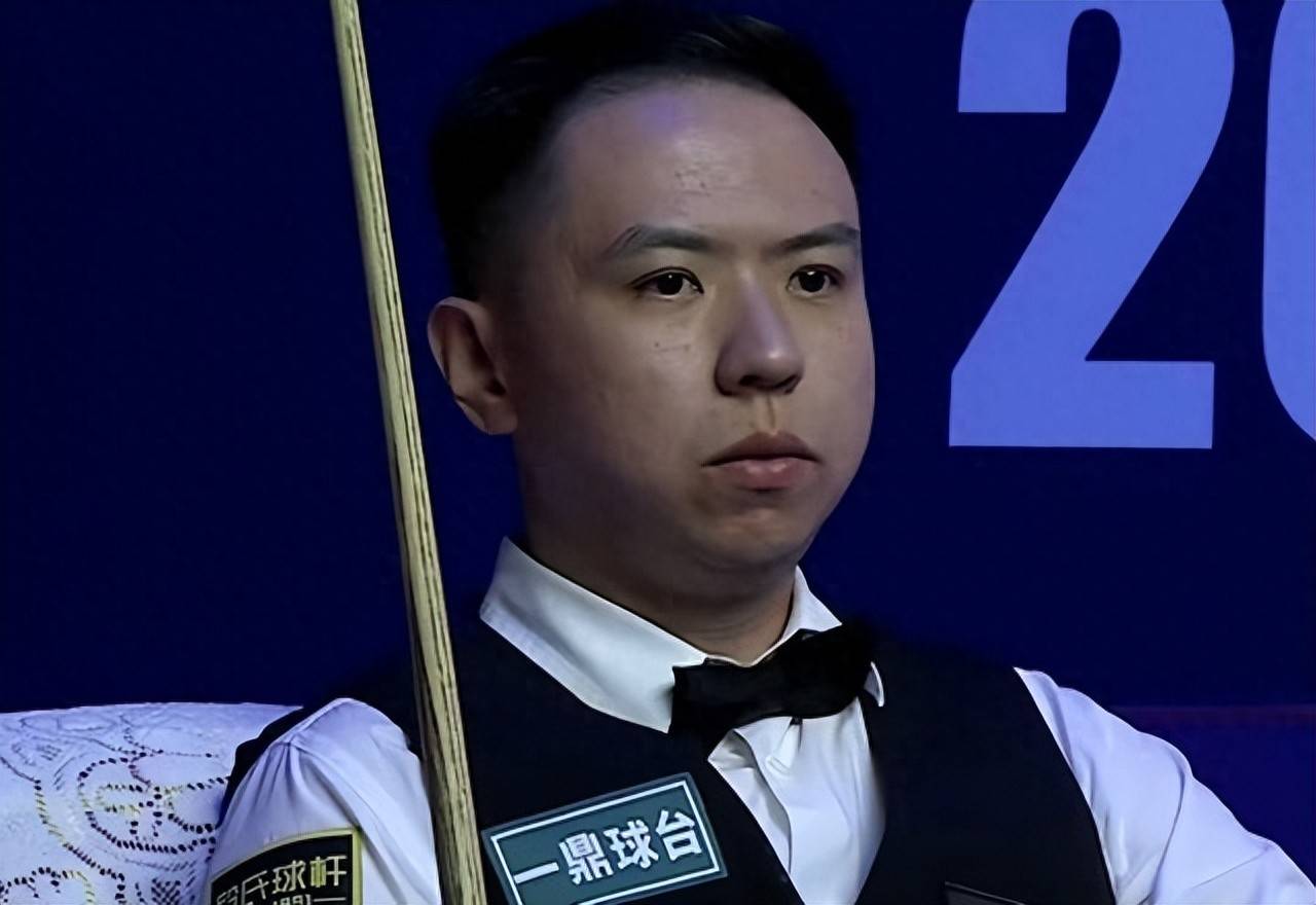 在两个边角 在两个边角