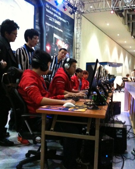 米兰的边路 米兰的边路