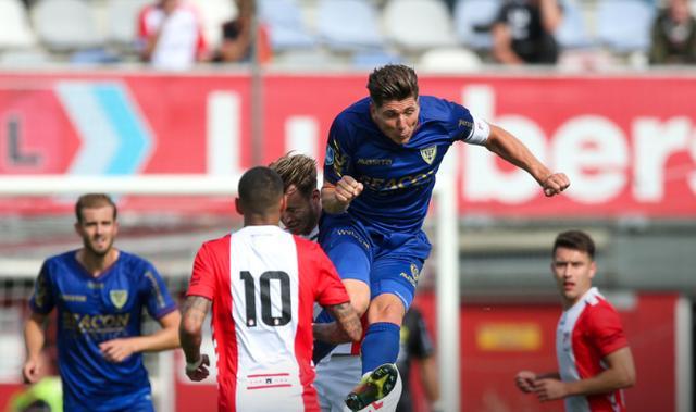 地斜传撕开 地斜传撕开